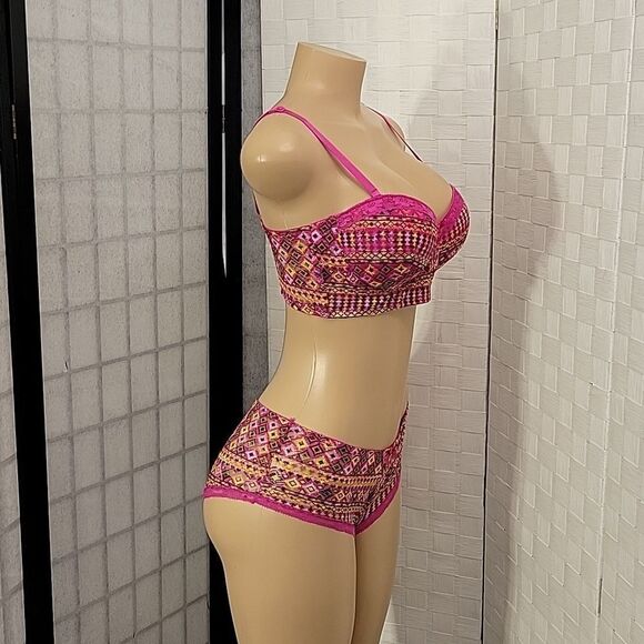 BRAND NEW BLACK FUCHSIA BY SECRET LACE LLC MULTI-COLOR PANTIE & BRA  LACE SET - Picture 4 of 10